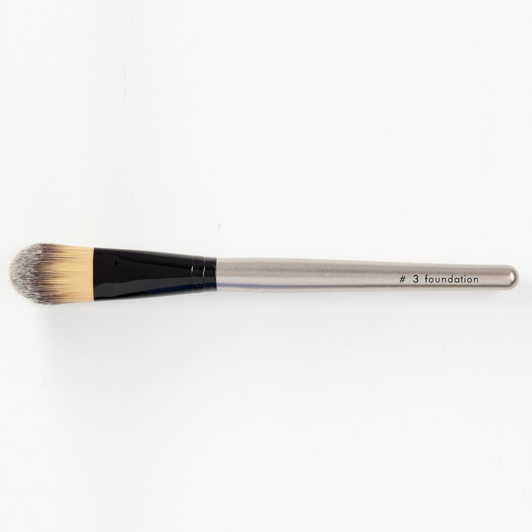 Foundation Brush - HeyBabe Cosmetics